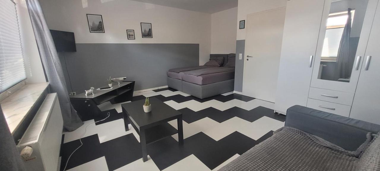 Royal-apartments mit 2 Betten&1 Schlafsofa UR Apartment Bremen